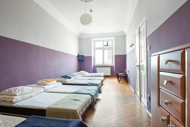 Hostel Rynek 7 *